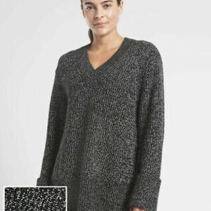 NWT Athleta Shasta V Neck Sweater/ black/small